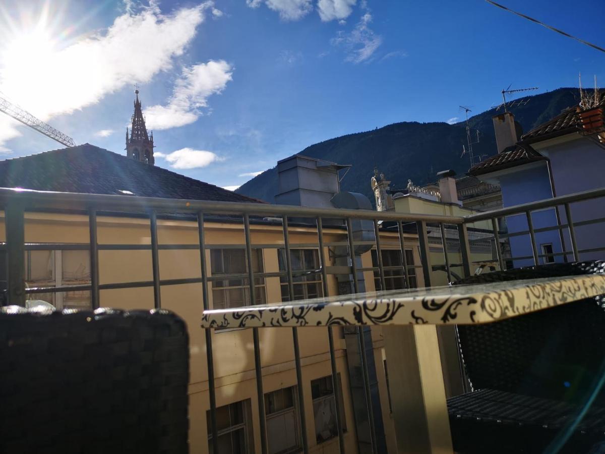 Apartment Goethe 1 Bolzano Luaran gambar